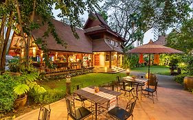 Yaang Come Village Hotel